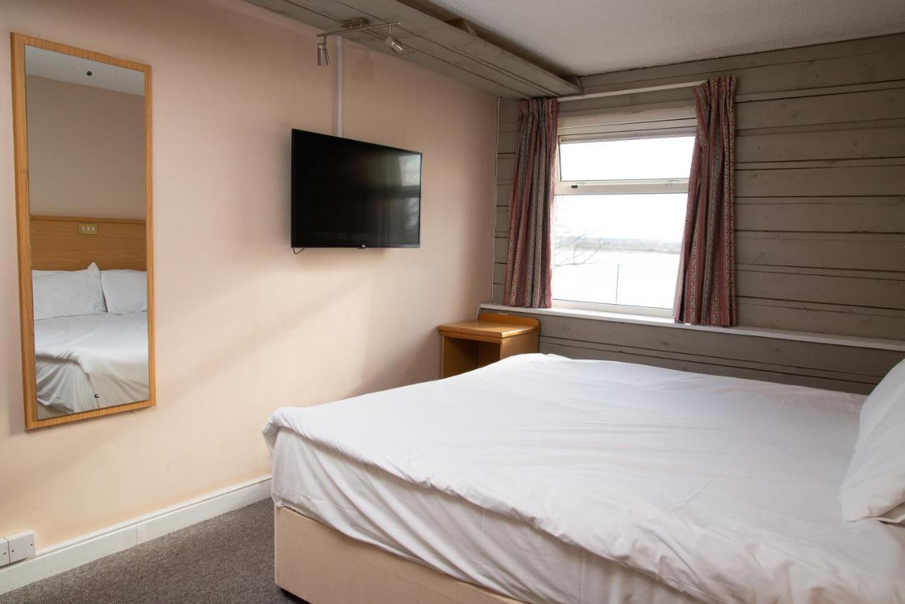 Royal Hotel, Bar & Grill Purfleet Extérieur photo