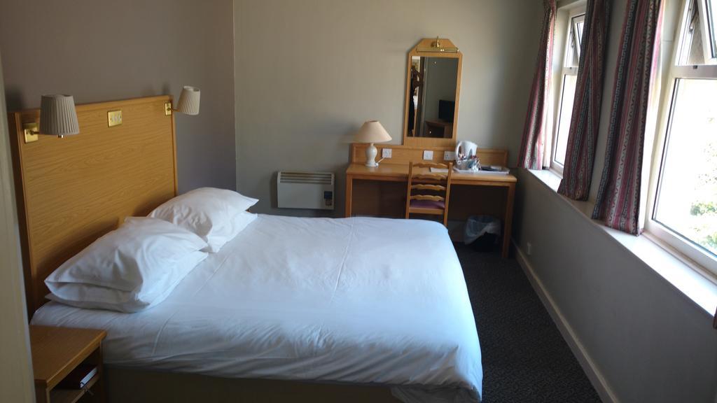 Royal Hotel, Bar & Grill Purfleet Extérieur photo