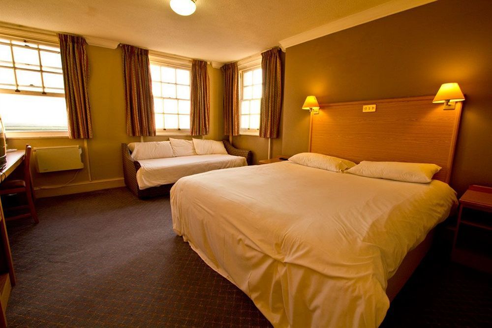 Royal Hotel, Bar & Grill Purfleet Extérieur photo